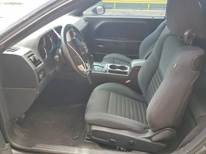 2013 DODGE CHALLENGER SXT  