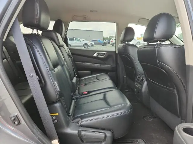 2020 NISSAN PATHFINDER SL  