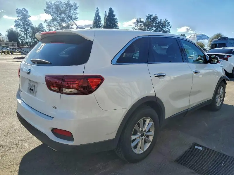 2020 KIA SORENTO S  
