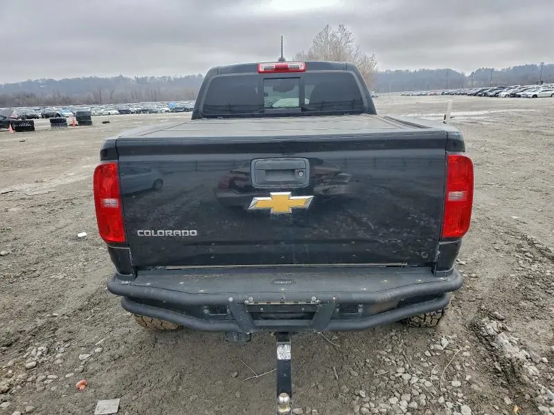 2017 CHEVROLET COLORADO LT  