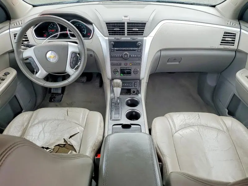 2011 CHEVROLET TRAVERSE LT  