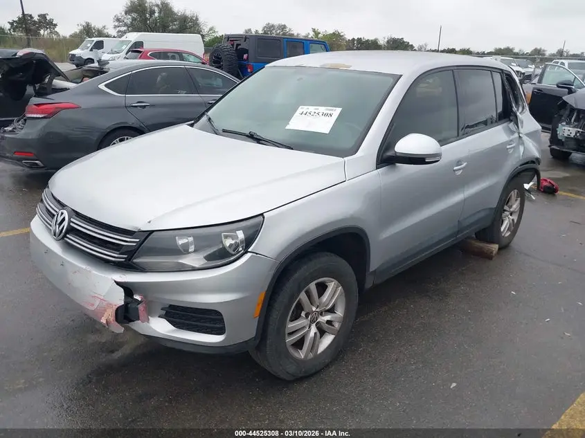 2014 VOLKSWAGEN TIGUAN S