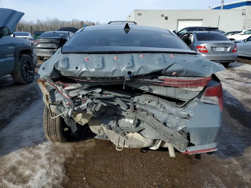 2022 HYUNDAI ELANTRA SEL  