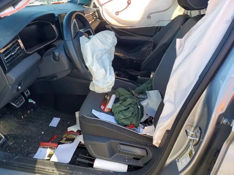 2025 VOLKSWAGEN JETTA SPORT  