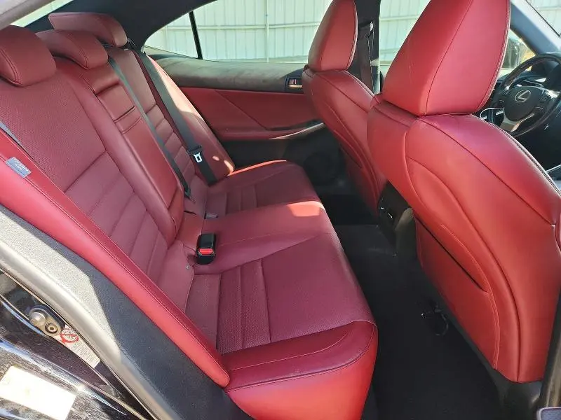 2017 LEXUS IS 300  