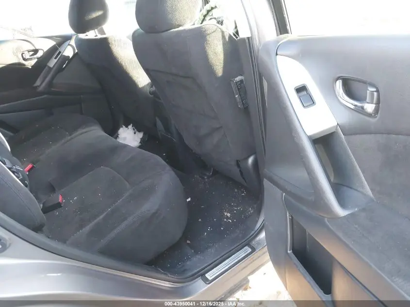 2011 NISSAN MURANO S