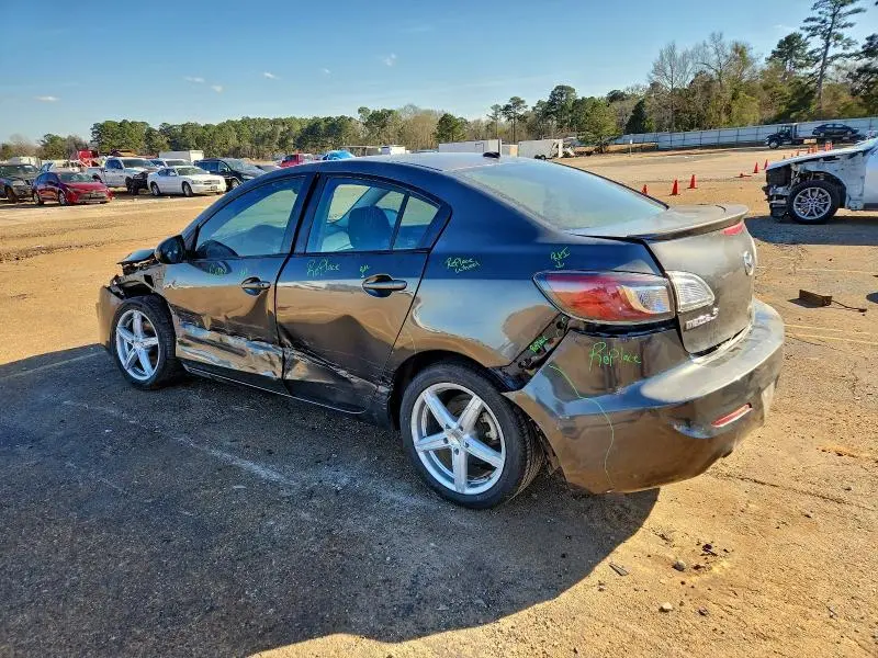 2011 MAZDA 3 S  