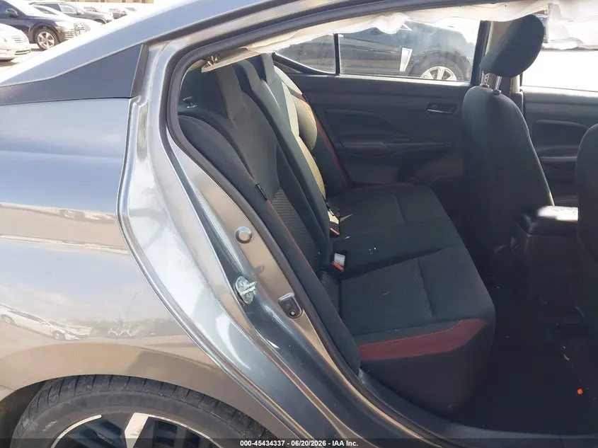 2024 NISSAN VERSA 1.6 SR
