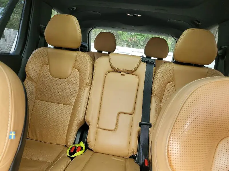 2018 VOLVO XC90 T6  