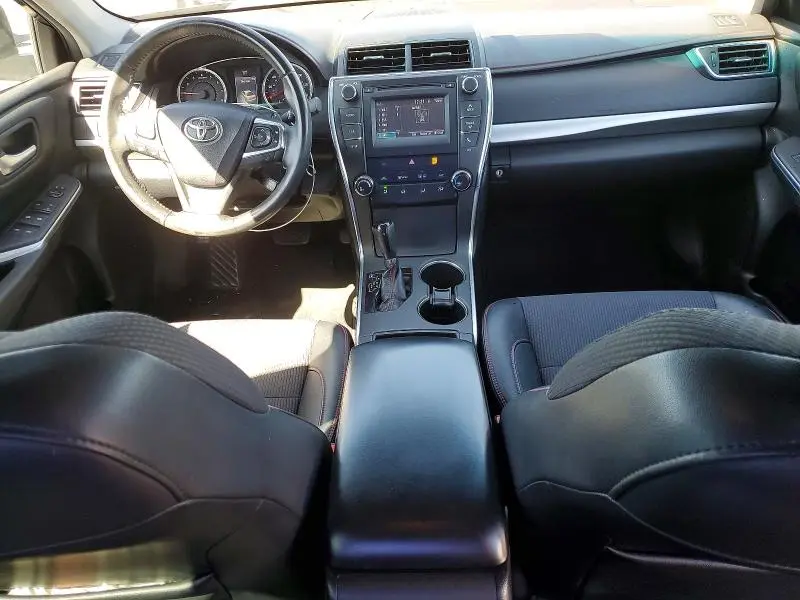2016 TOYOTA CAMRY   