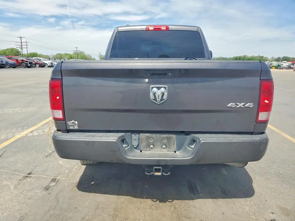 2018 RAM 1500 ST  