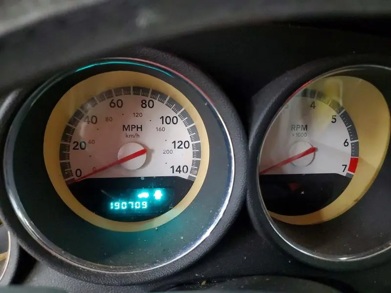 2010 DODGE CHARGER SXT  