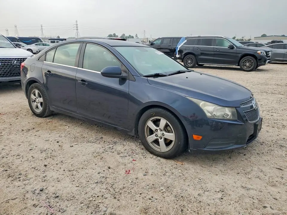 2014 CHEVROLET CRUZE LT  
