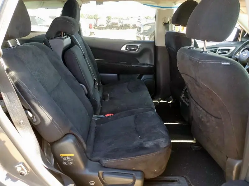 2016 NISSAN PATHFINDER S  