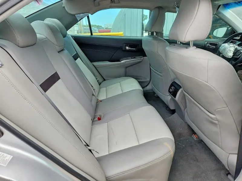 2013 TOYOTA CAMRY XLE V6  