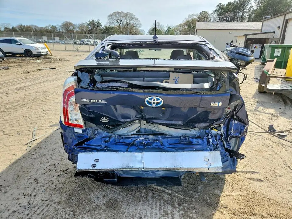 2015 TOYOTA PRIUS THREE  
