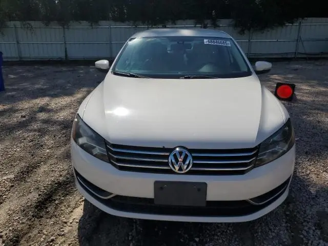 2013 VOLKSWAGEN PASSAT SE  
