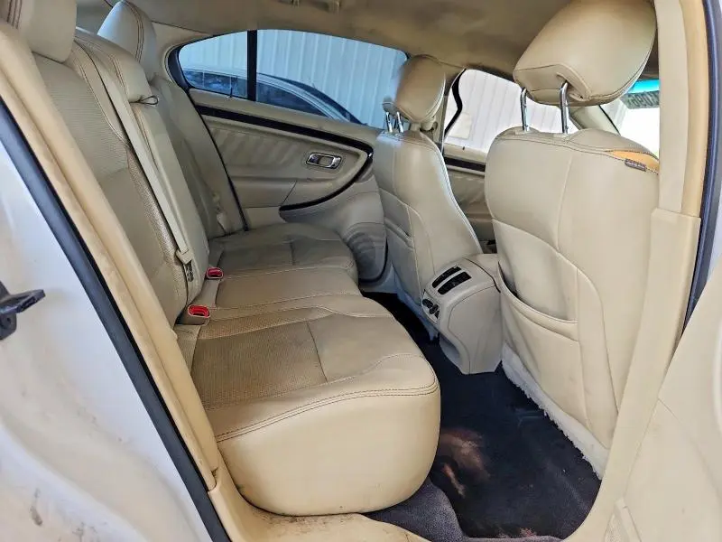 2015 FORD TAURUS LIMITED  
