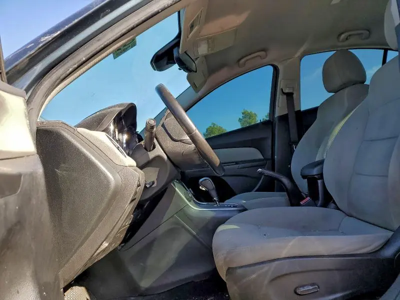 2012 CHEVROLET CRUZE LT  