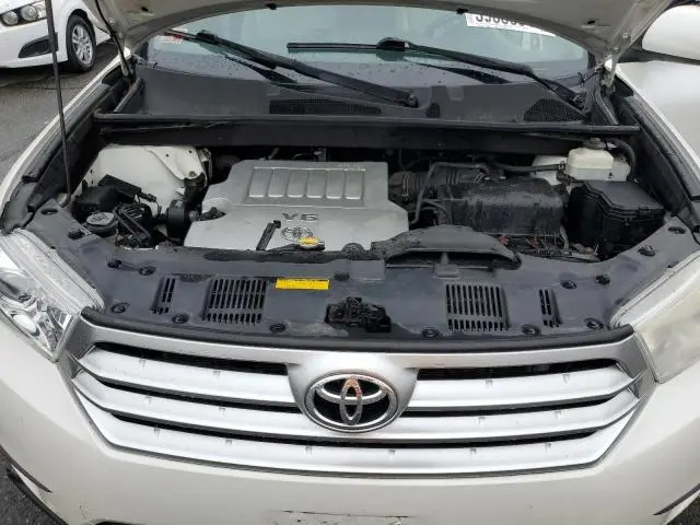 2012 TOYOTA HIGHLANDER BASE  