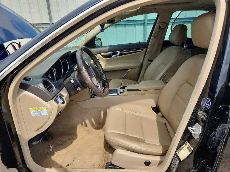 2013 MERCEDES-BENZ C 250  