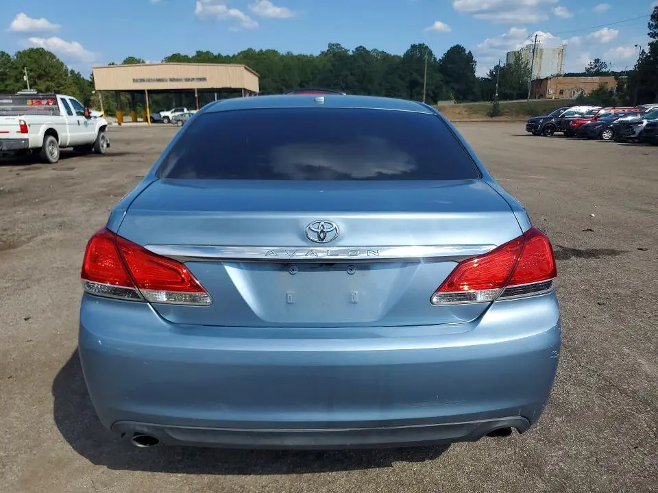 2011 TOYOTA AVALON LIMITED  