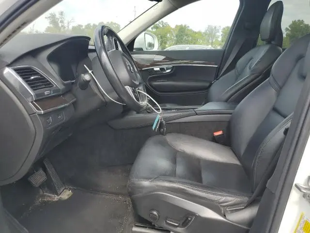 2019 VOLVO XC90 T5 MOMENTUM