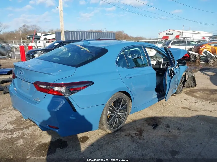 2023 TOYOTA CAMRY SE HYBRID