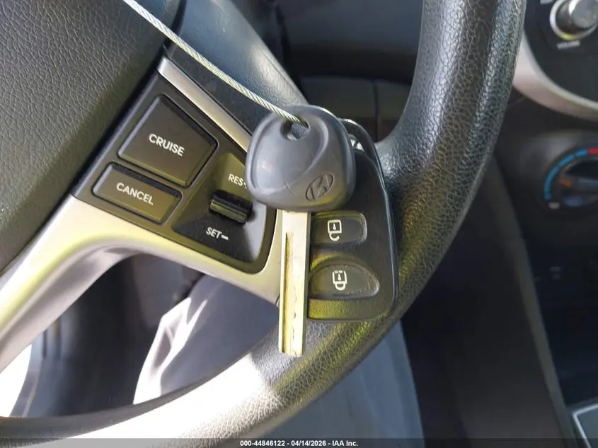 2015 HYUNDAI ACCENT GS