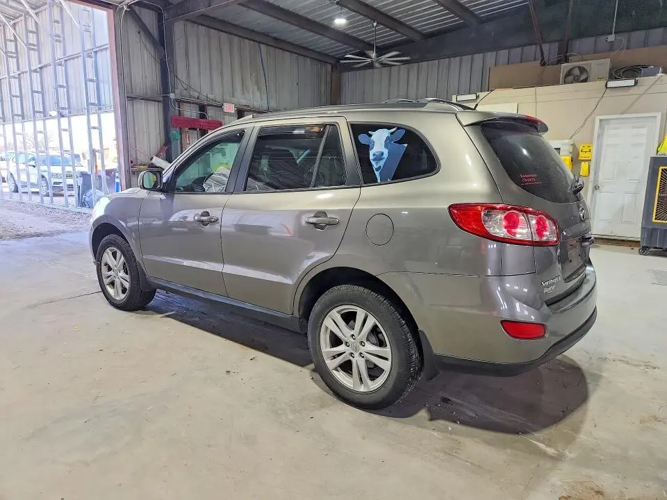 2012 HYUNDAI SANTA FE SE  