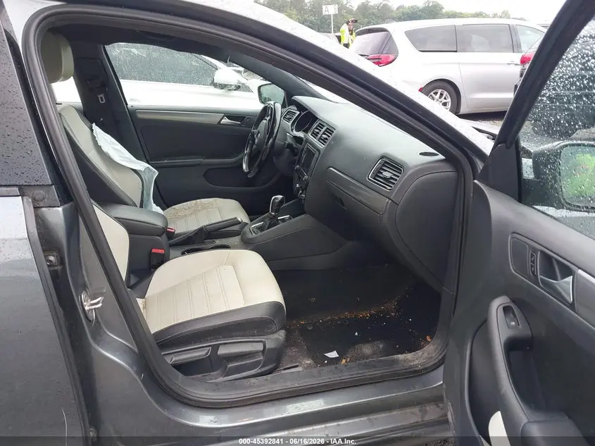 2016 VOLKSWAGEN JETTA 1.8T SPORT