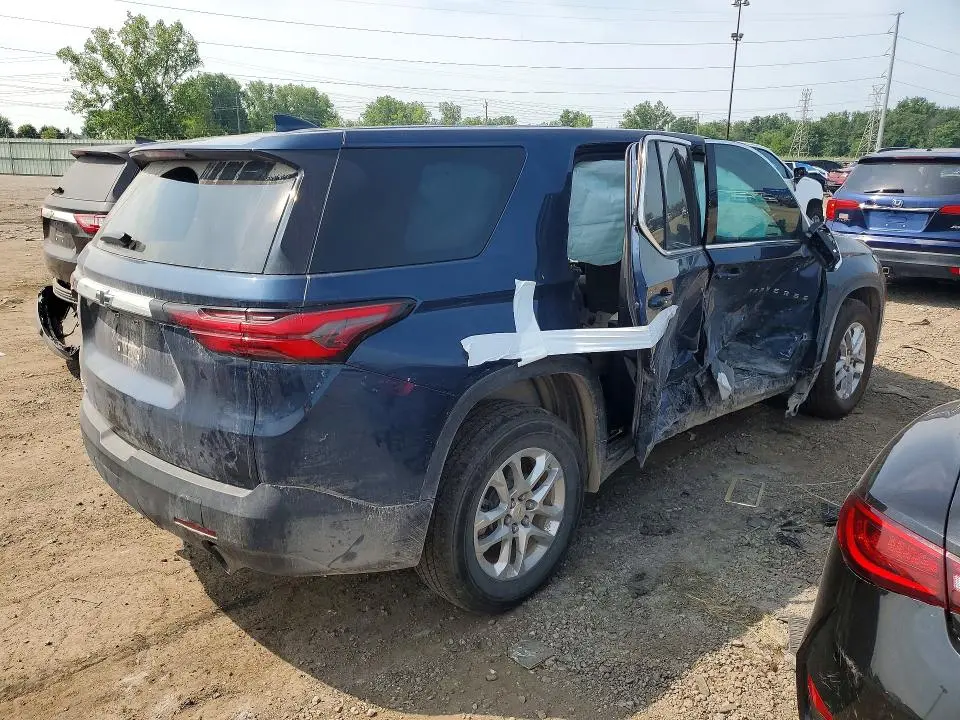 2023 CHEVROLET TRAVERSE LS  