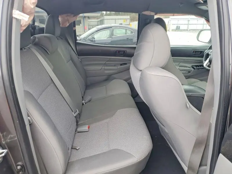 2014 TOYOTA TACOMA V6  