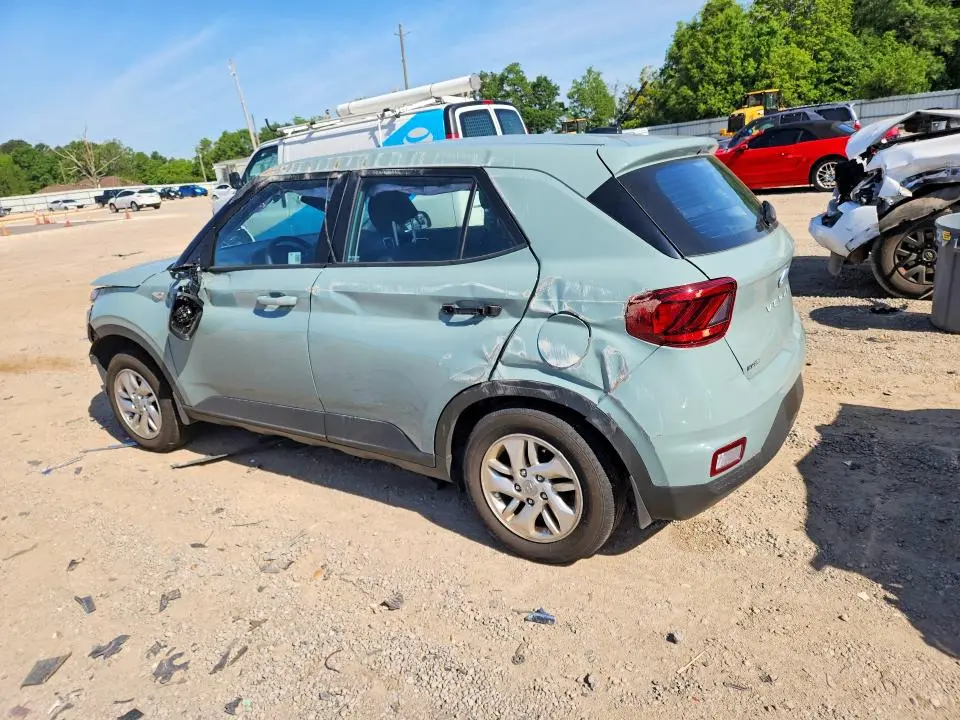 2025 HYUNDAI VENUE SE  
