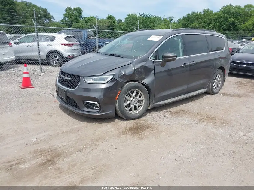 2021 CHRYSLER PACIFICA TOURING