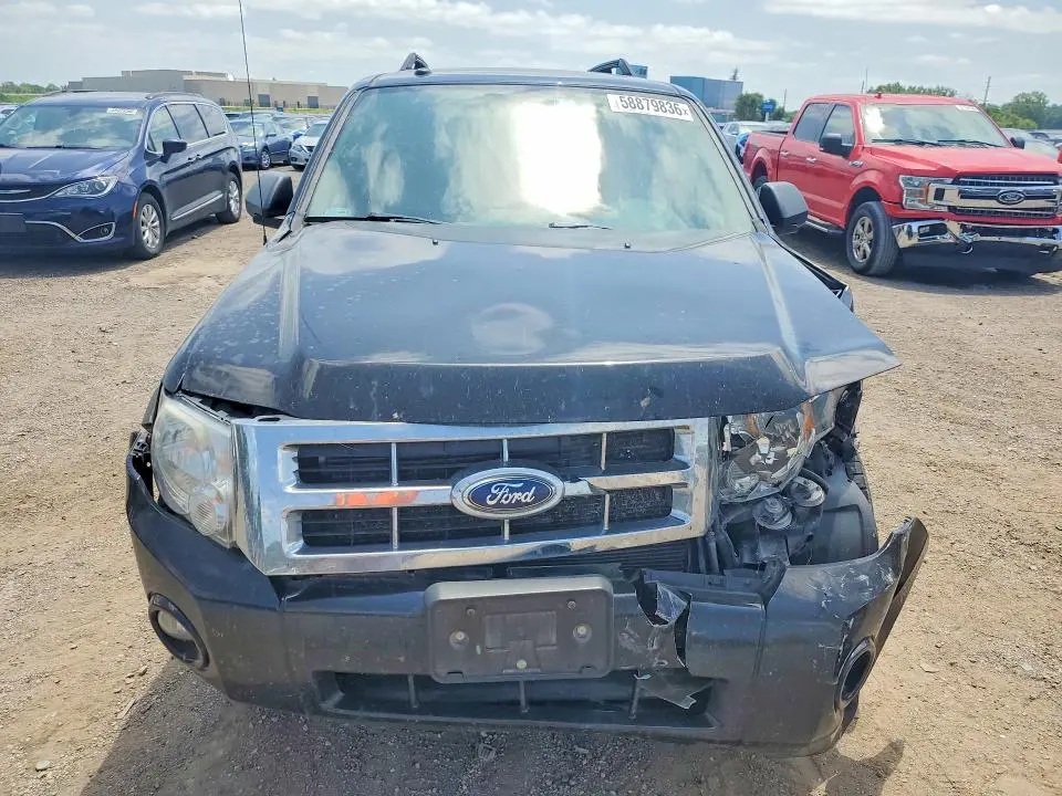 2012 FORD ESCAPE XLT  