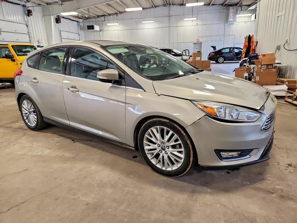 2016 FORD FOCUS TITANIUM  