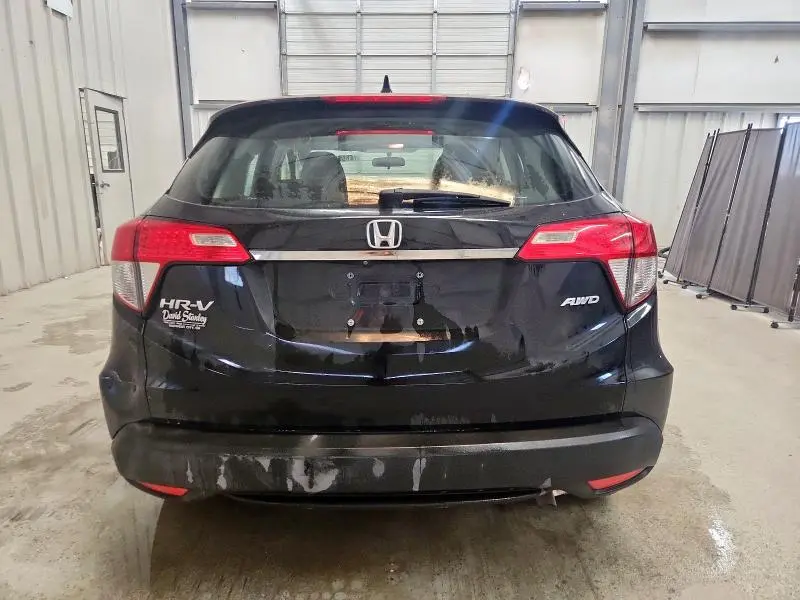 2022 HONDA HR-V LX  