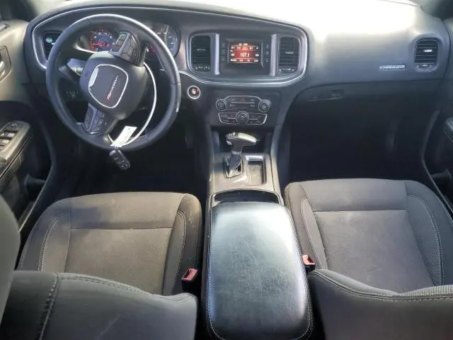 2017 DODGE CHARGER SE  