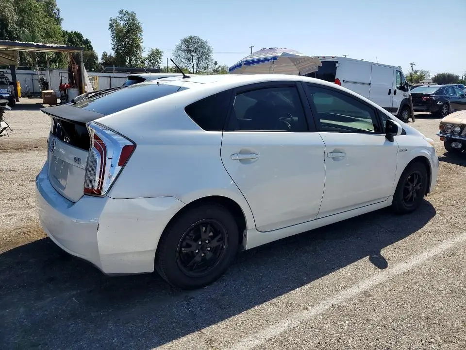 2012 TOYOTA PRIUS TWO  