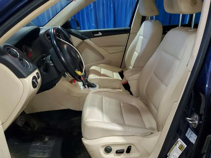 2016 VOLKSWAGEN TIGUAN S  