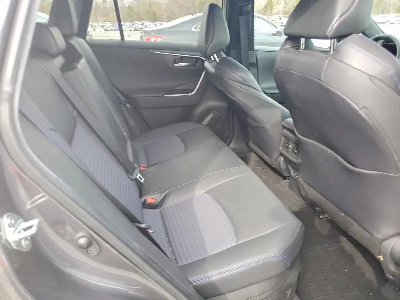 2022 TOYOTA RAV4 XSE  