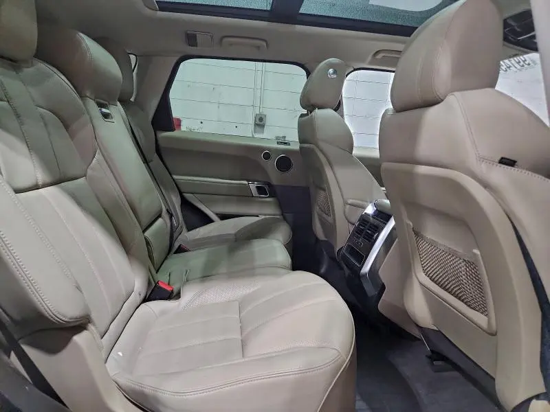 2017 LAND ROVER RANGE ROVER SPORT HSE  