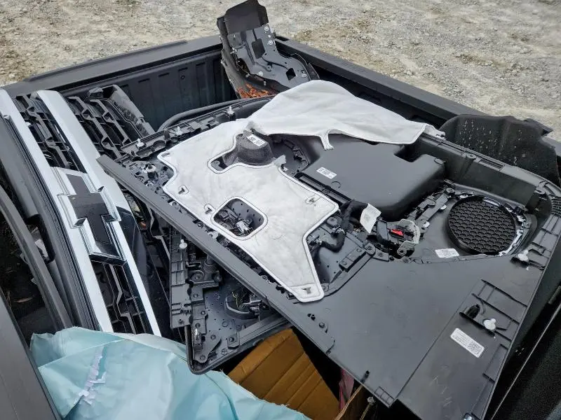 2024 CHEVROLET SILVERADO K1500 LT  