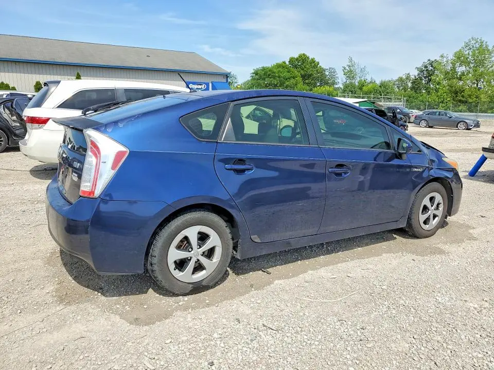 2012 TOYOTA PRIUS TWO  