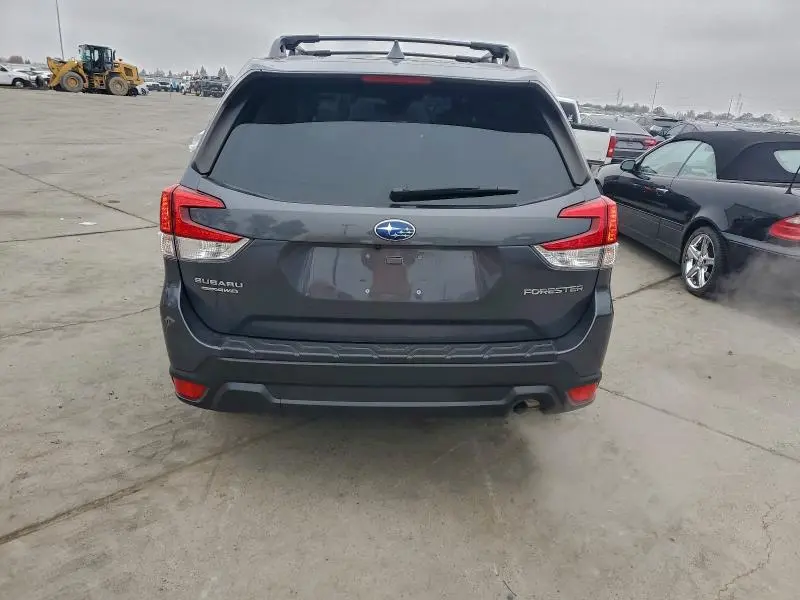 2022 SUBARU FORESTER PREMIUM  