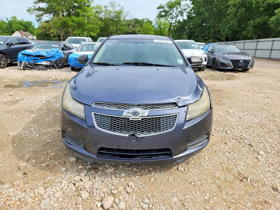 2013 CHEVROLET CRUZE LS  