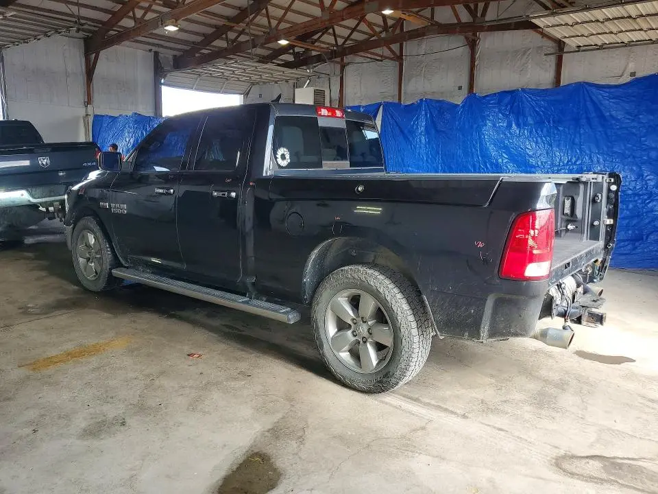 2017 RAM 1500 SLT  