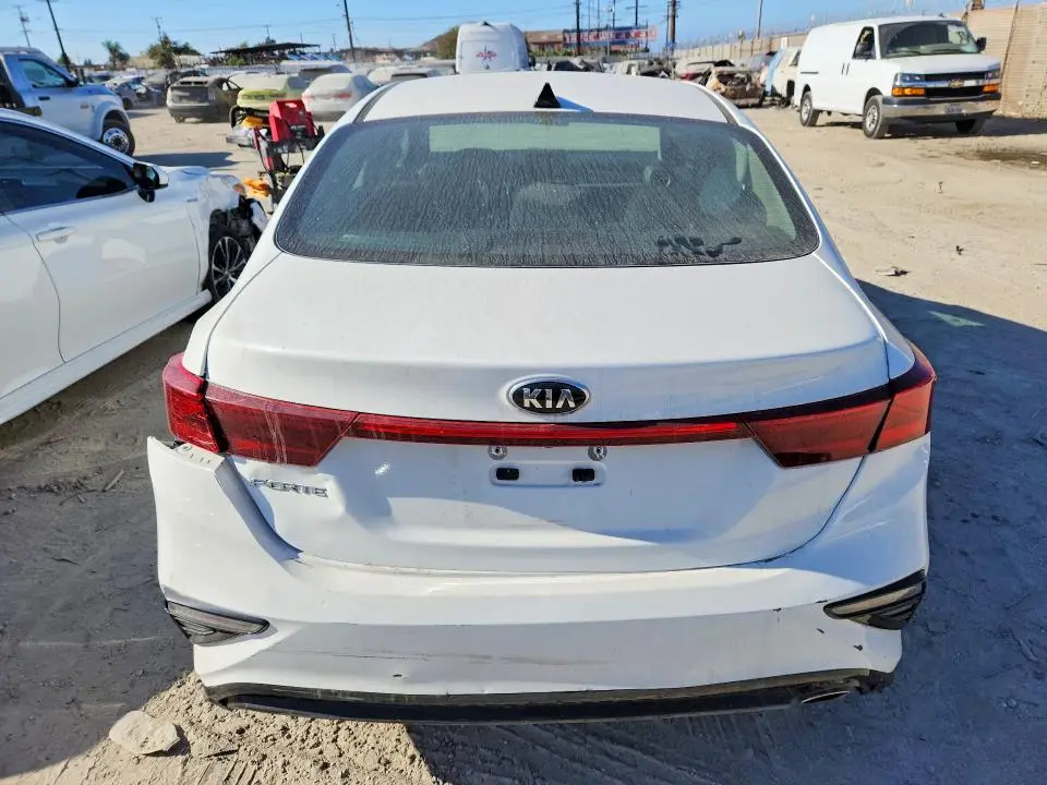 2020 KIA FORTE LXS  