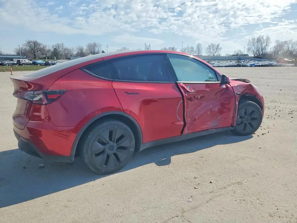 2024 TESLA MODEL Y   